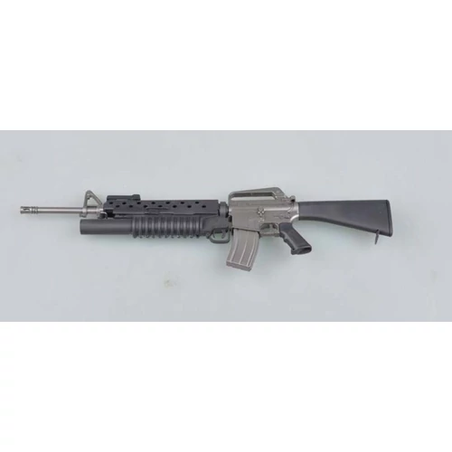M16A2-M203 1:3 méretarányú