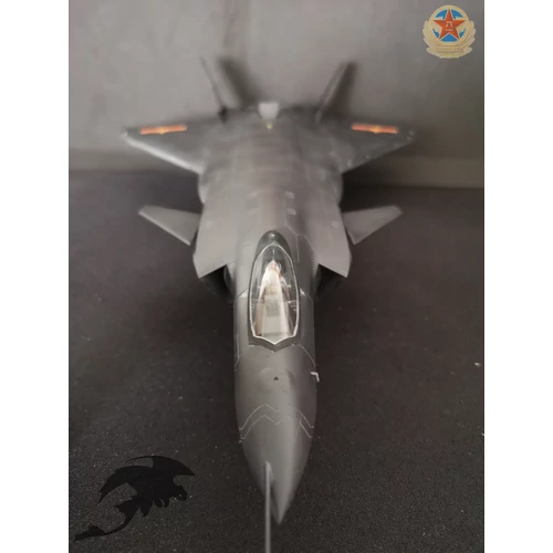 J-20 Mighty Dragon
