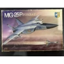 Kép 1/9 - MiG-25P Foxbat