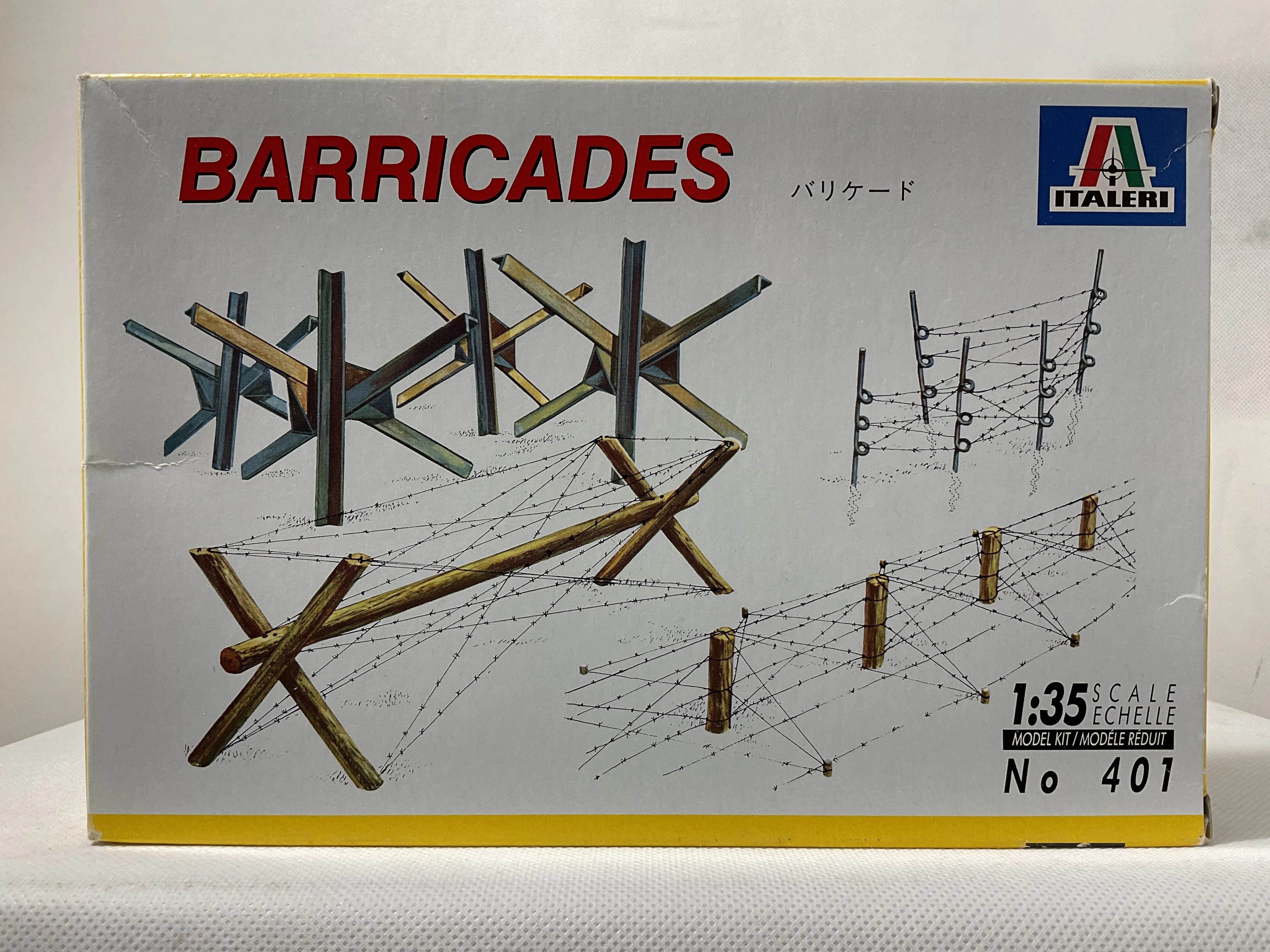 Italeri Barricades 1/35